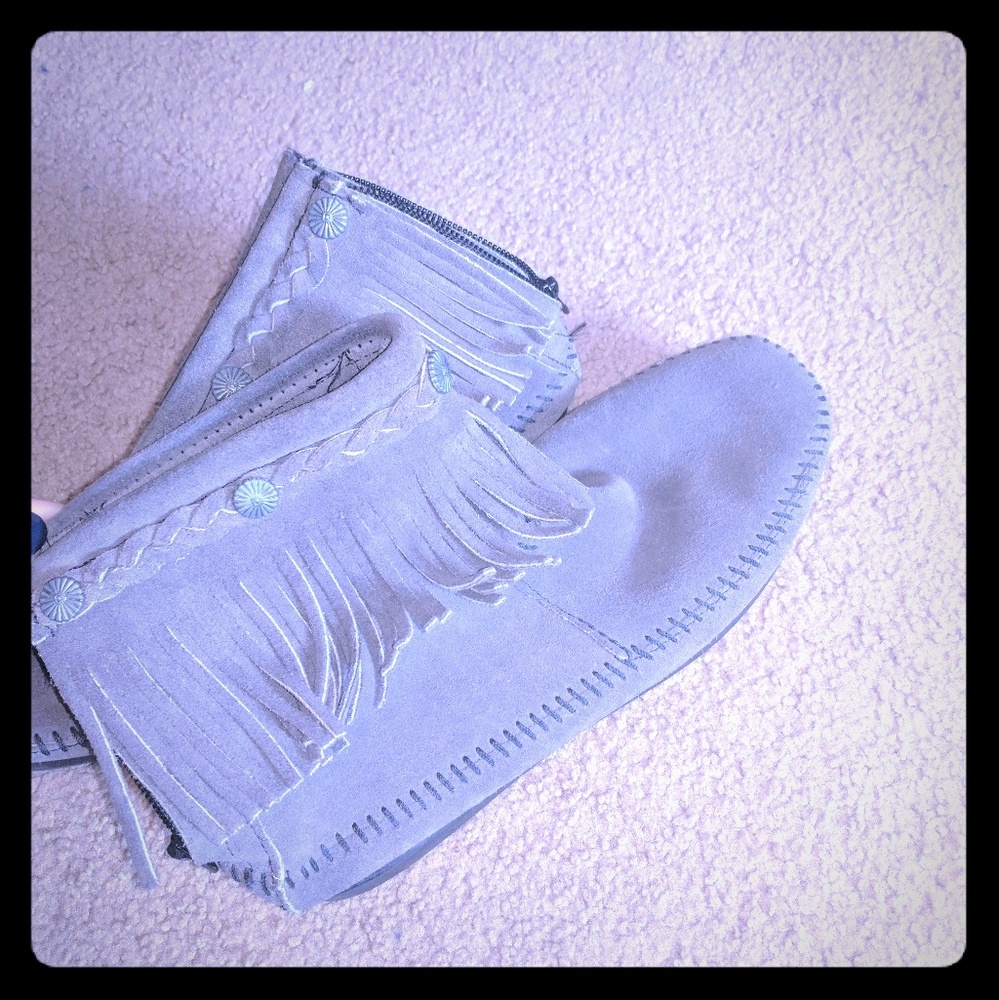 Minnetonka Suede Moccasin Boots