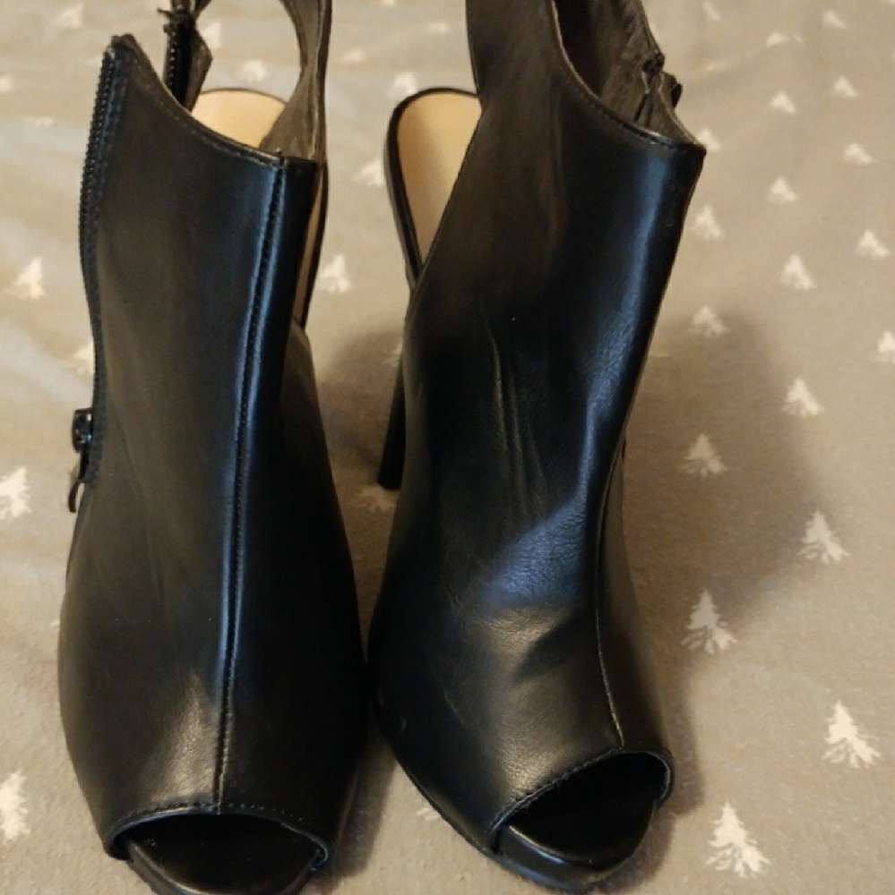 Etc Peep Toe Heels