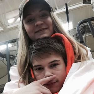 Meet your Posher, Ali