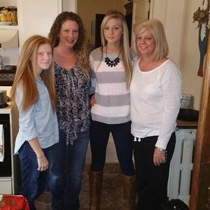 Meet your Posher, Tabitha