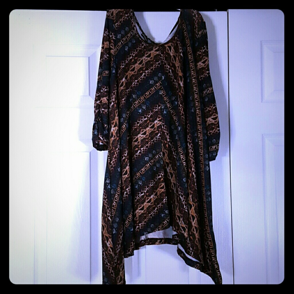 SOLD tunic top great w/leggings