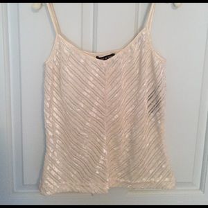 Gorgeous top. BNWT. Small.