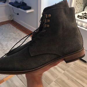 Brand New Banana Republic Grey Suede Boots 10.5