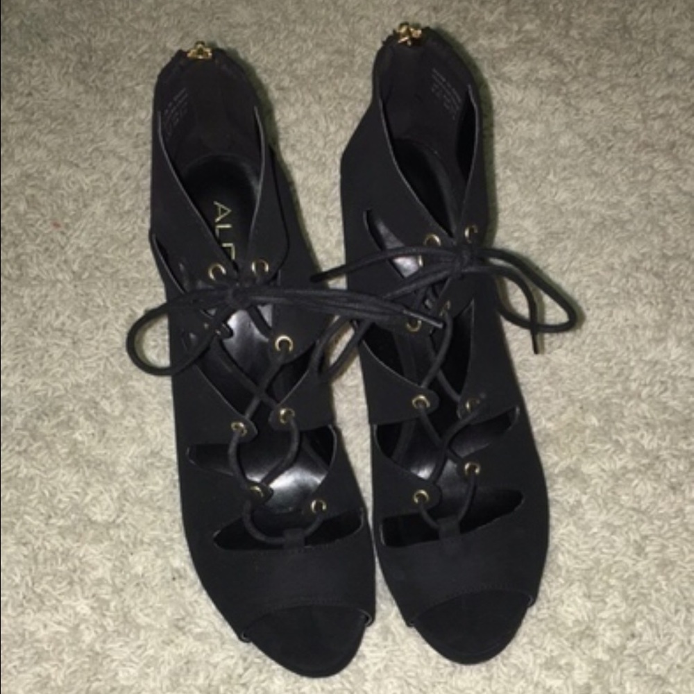 Black Aldo Heels