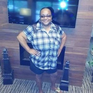 Meet your Posher, Nikki