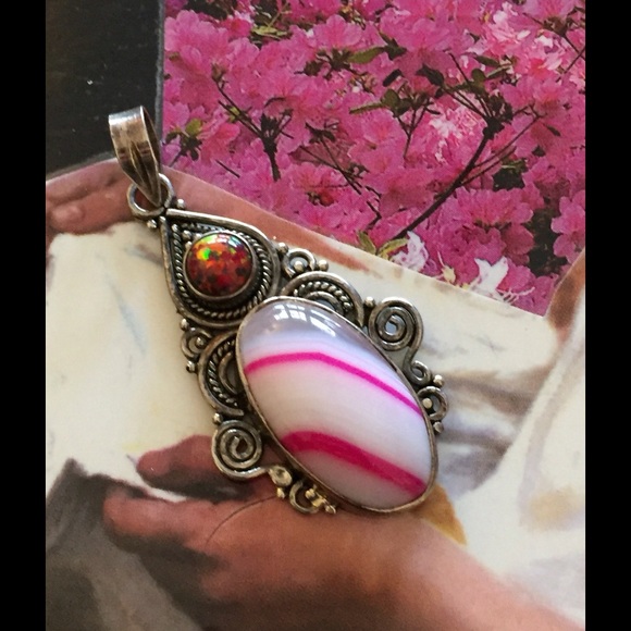 VTG Banded Agate Sterling Pendant With Fire Opal - Picture 2 of 4