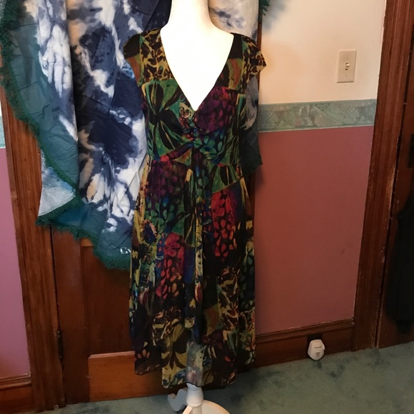 Multi colored dress - Picture 2 of 8