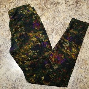 OS LuLaRoe Leggings.. never worn!