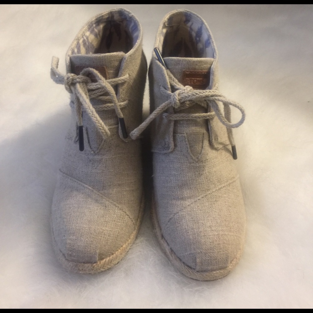 Toms Burlap Wedges