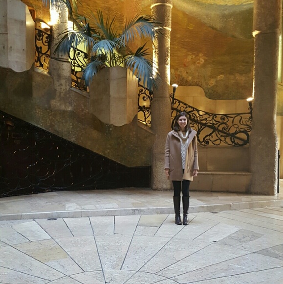 Meet your Posher, Kaitlin - Picture 1 of 1