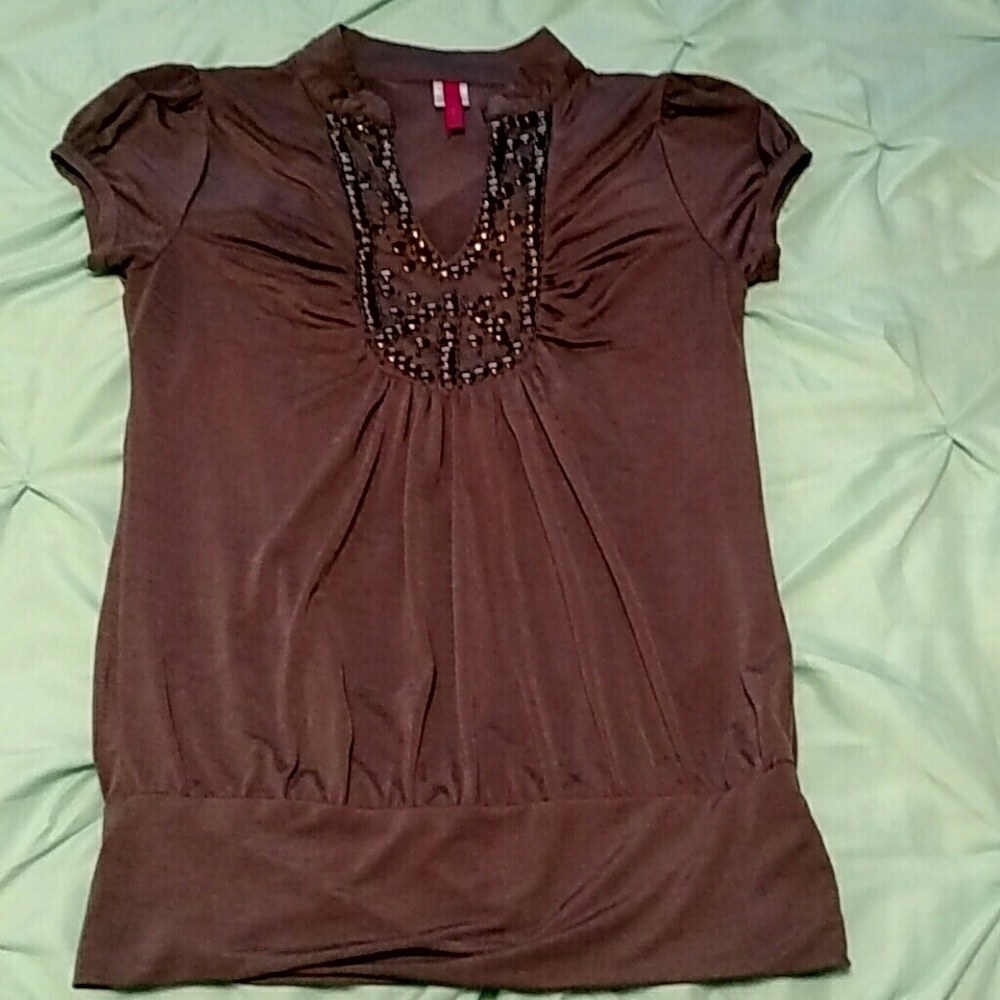 Heart soul  grey shirt.