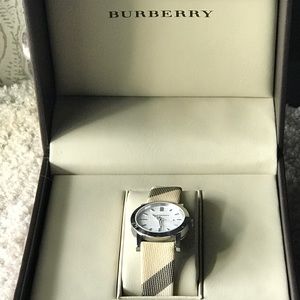 Burberry BU1387 Nova Check Ladies Watch