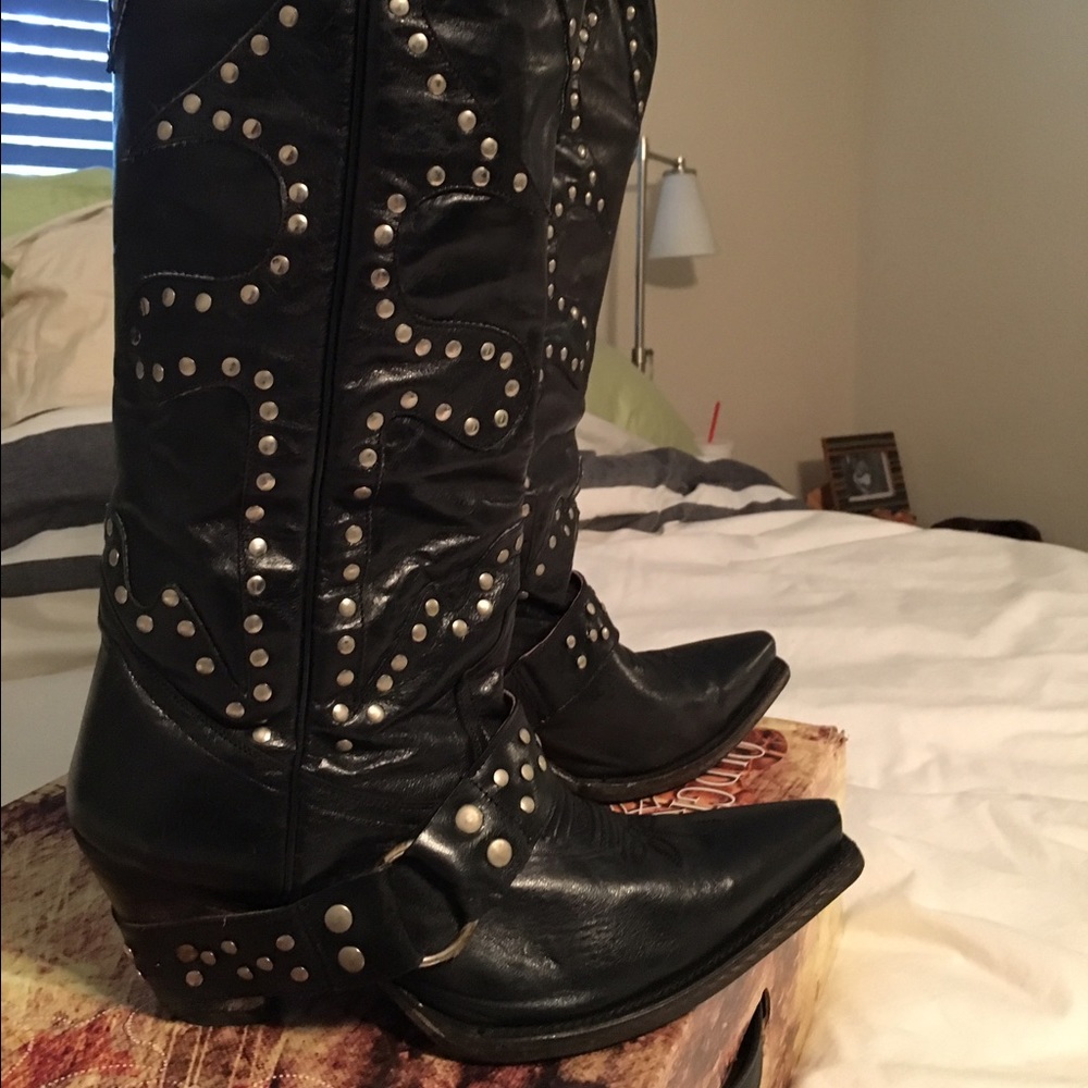 Black leather studded boots!