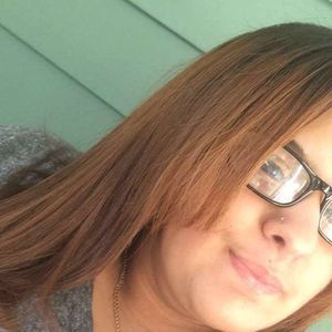 Meet your Posher, Angie