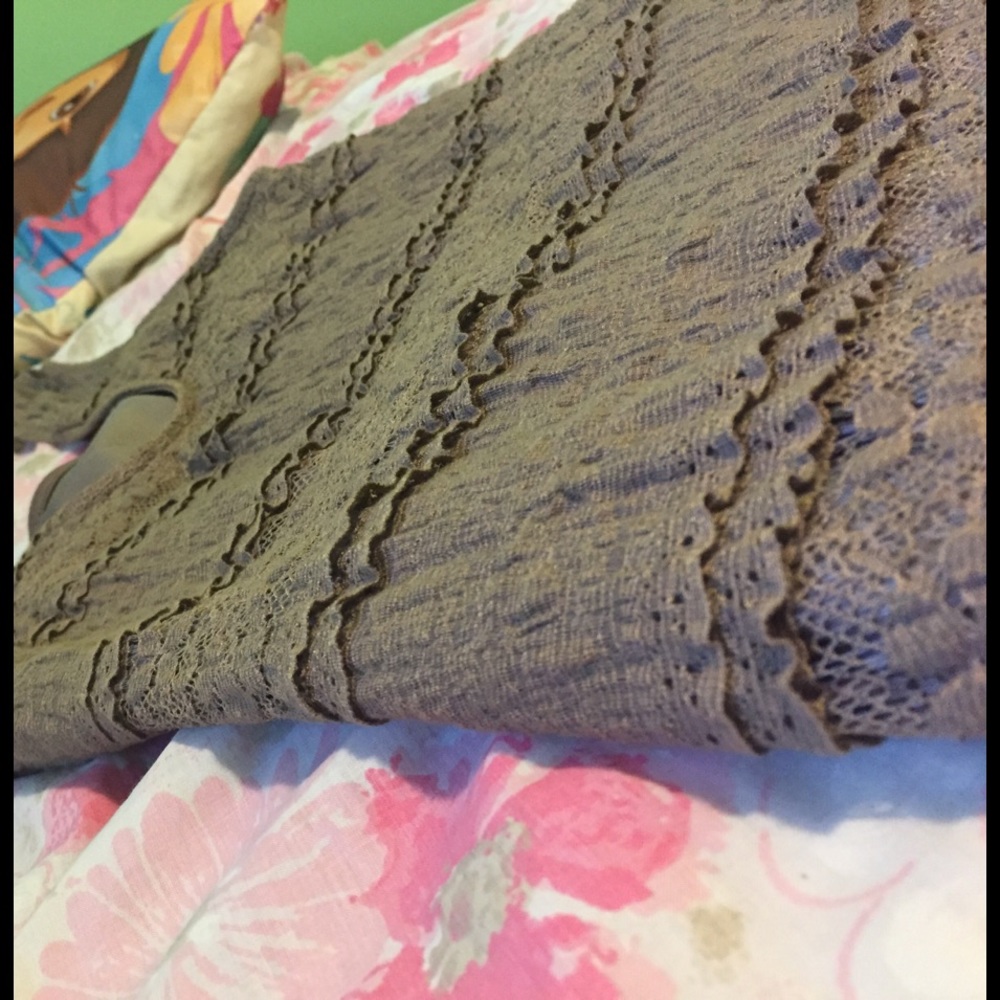 ruffle layered basic dress - Picture 2 of 3