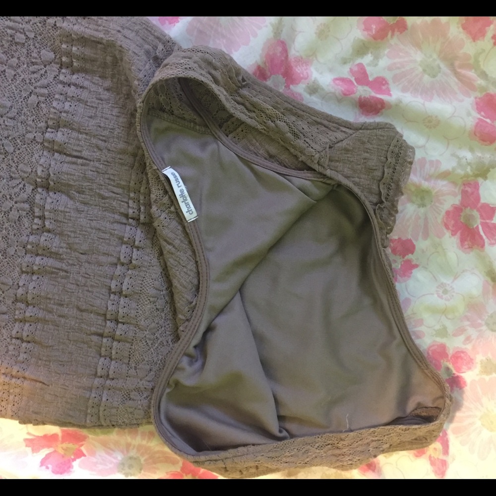 ruffle layered basic dress - Picture 3 of 3