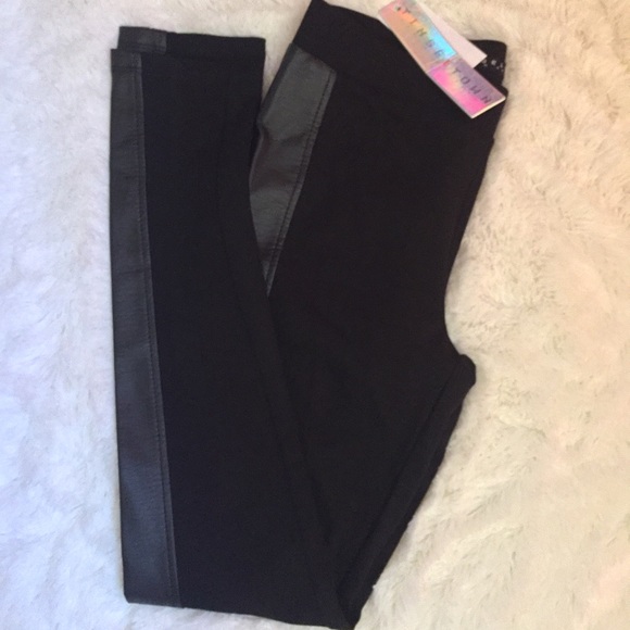 Pull over Leggings - Picture 2 of 4