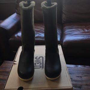 Sven Shearling Boot Size 39 or 8