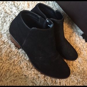 Crown vintage booties!