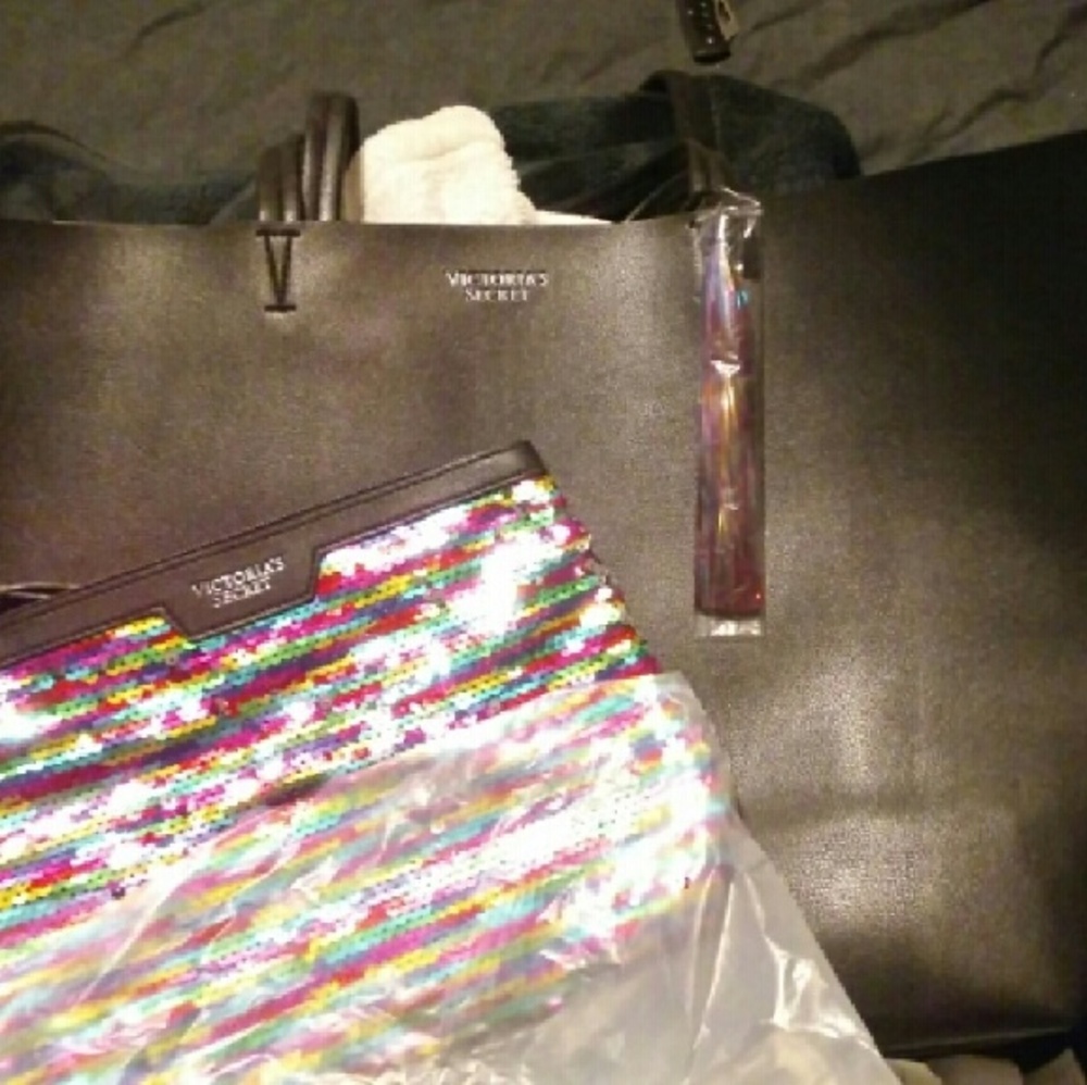 Lg Victoria Secrets leather tote