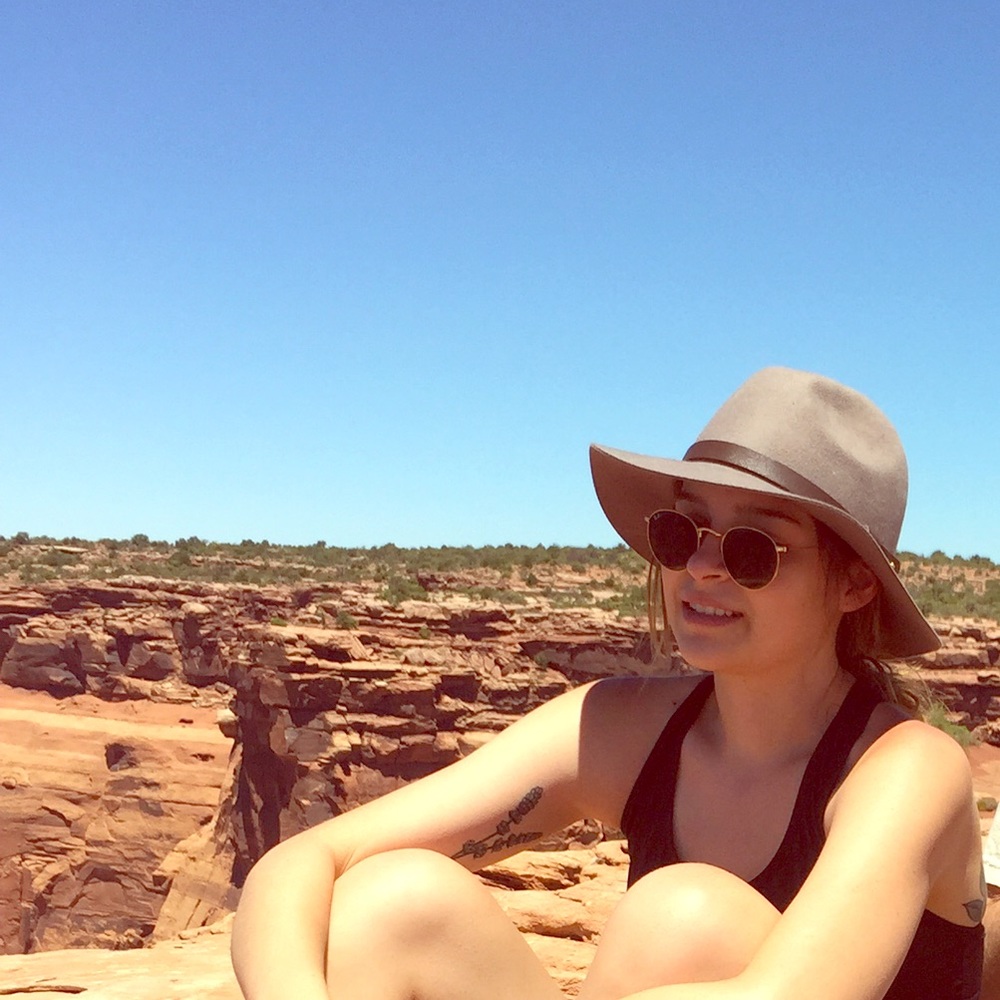 Meet your Posher, Emily