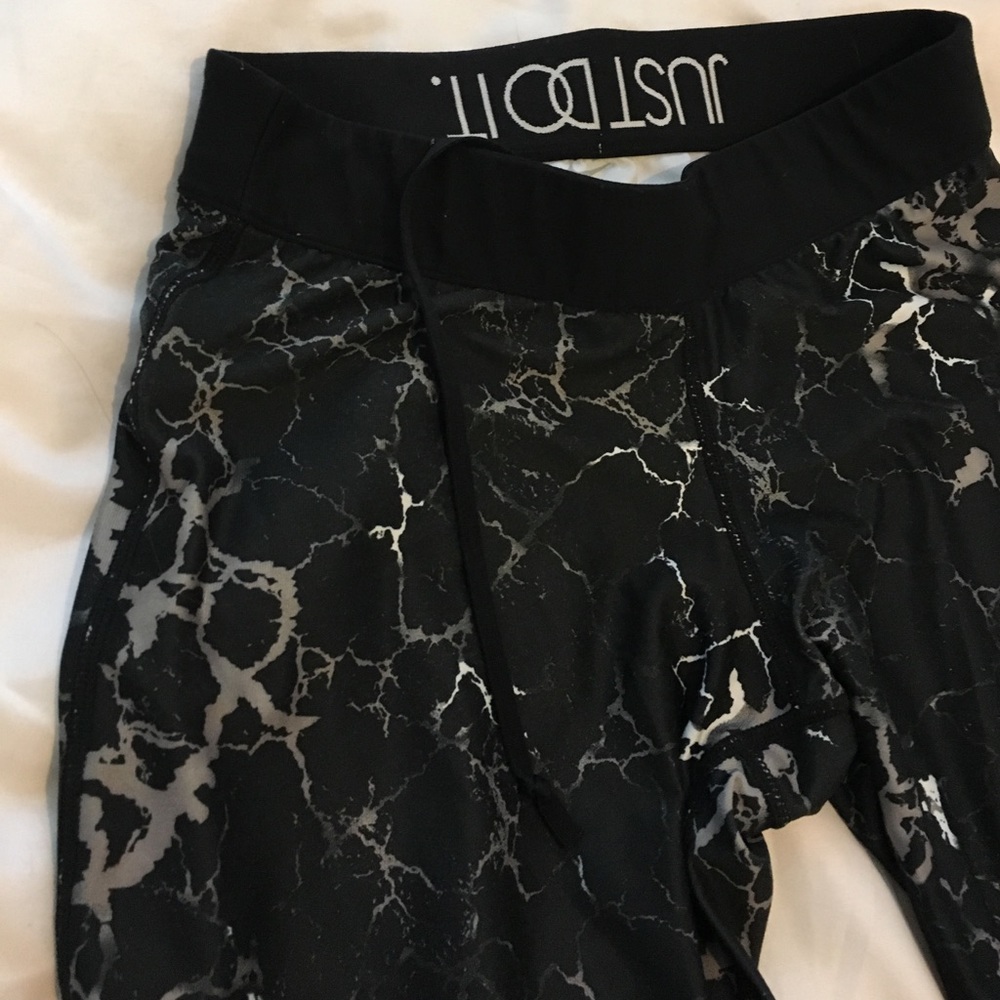 Nike Dri-fit Capri Leggings! ⭐️