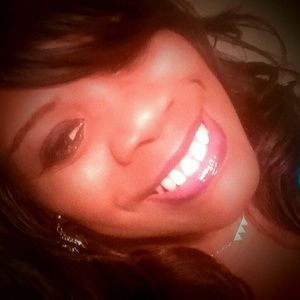 Meet your Posher, Sheila