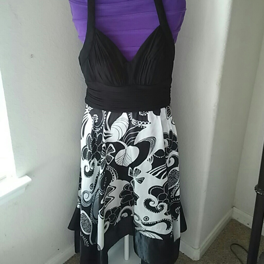 Sangria halter dress