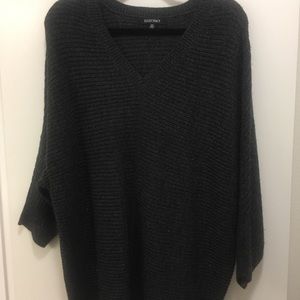 Ellen Tracy Women's 3/4 Sleeve V-Neck Sweater Top