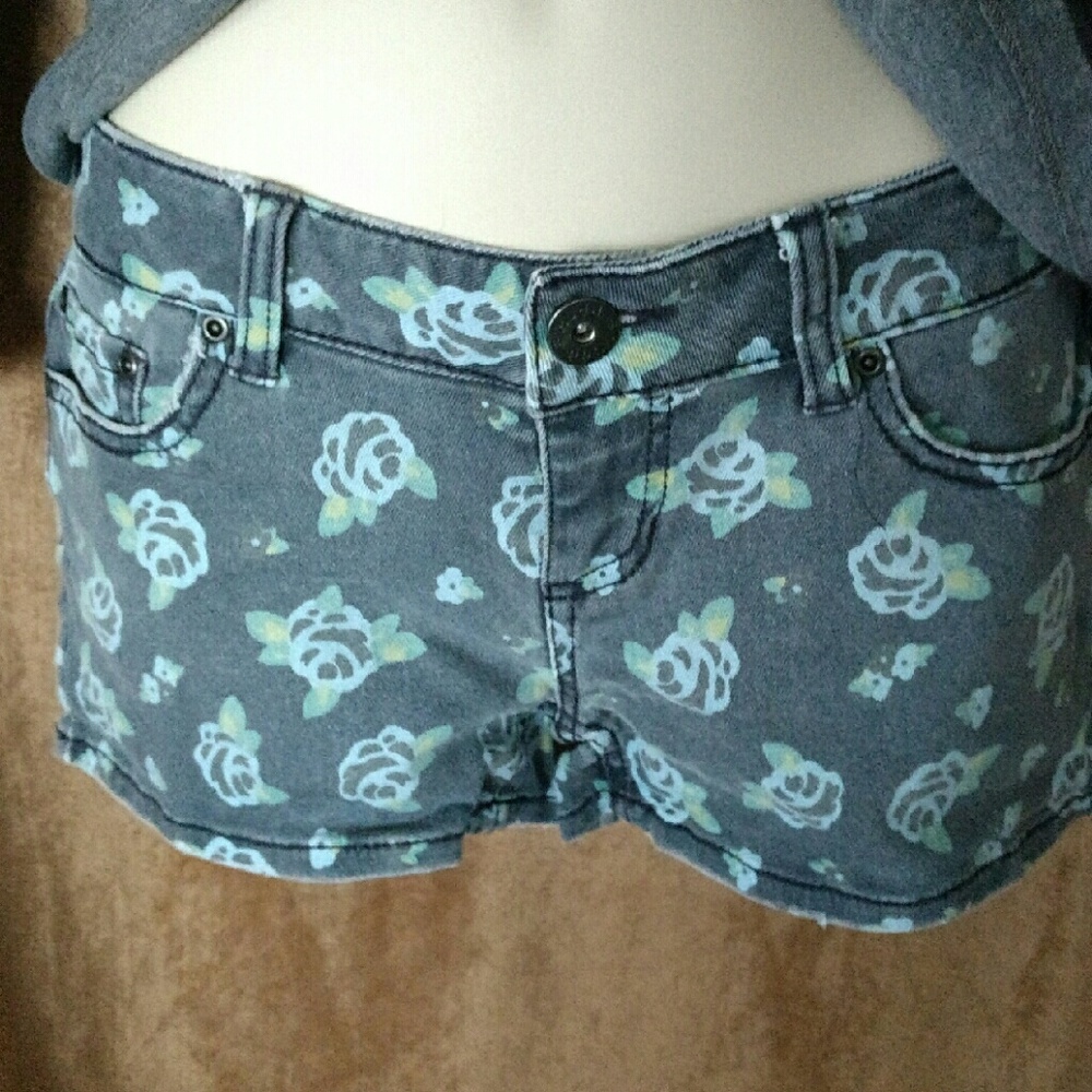 Floral denim shorts