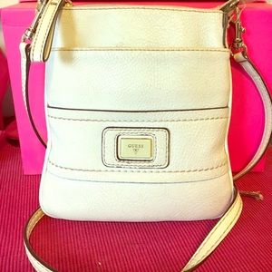 White leather Guess cross body bag