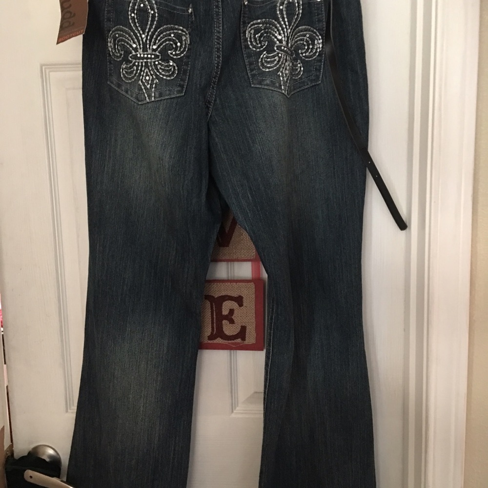 Rhinestone detailed boot  jeans with tags new! Get