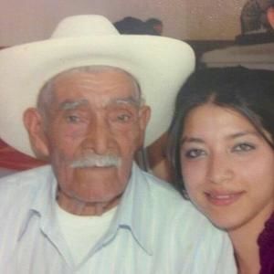 Meet your Posher, Ana