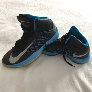 Nike Hyperdunks Men's size 8.5 Excellent Shape