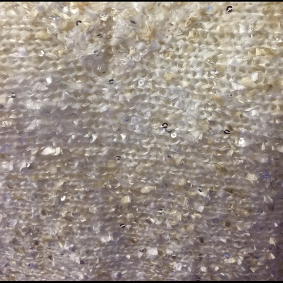 3/4 Sleeve Sequin Top - Picture 4 of 4