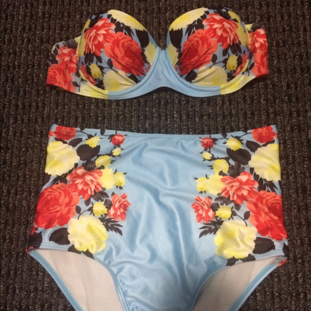 Floral high waisted bikini