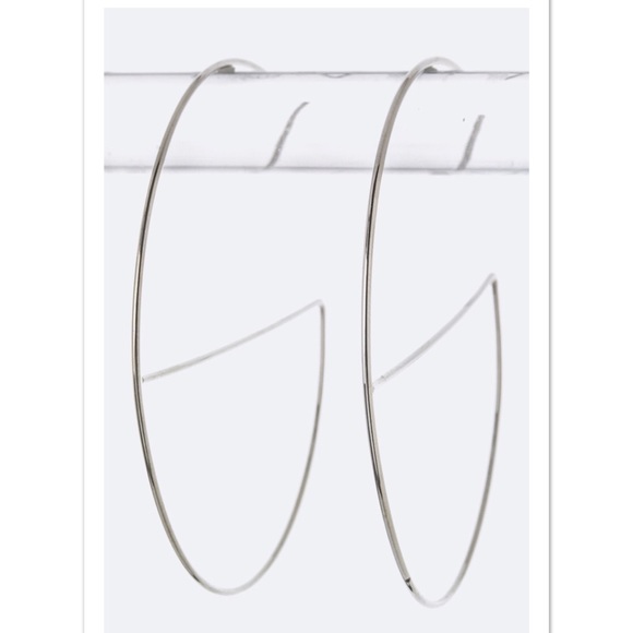 Silver Left!{The Renee} Wire Hoop Earrings - Picture 4 of 4