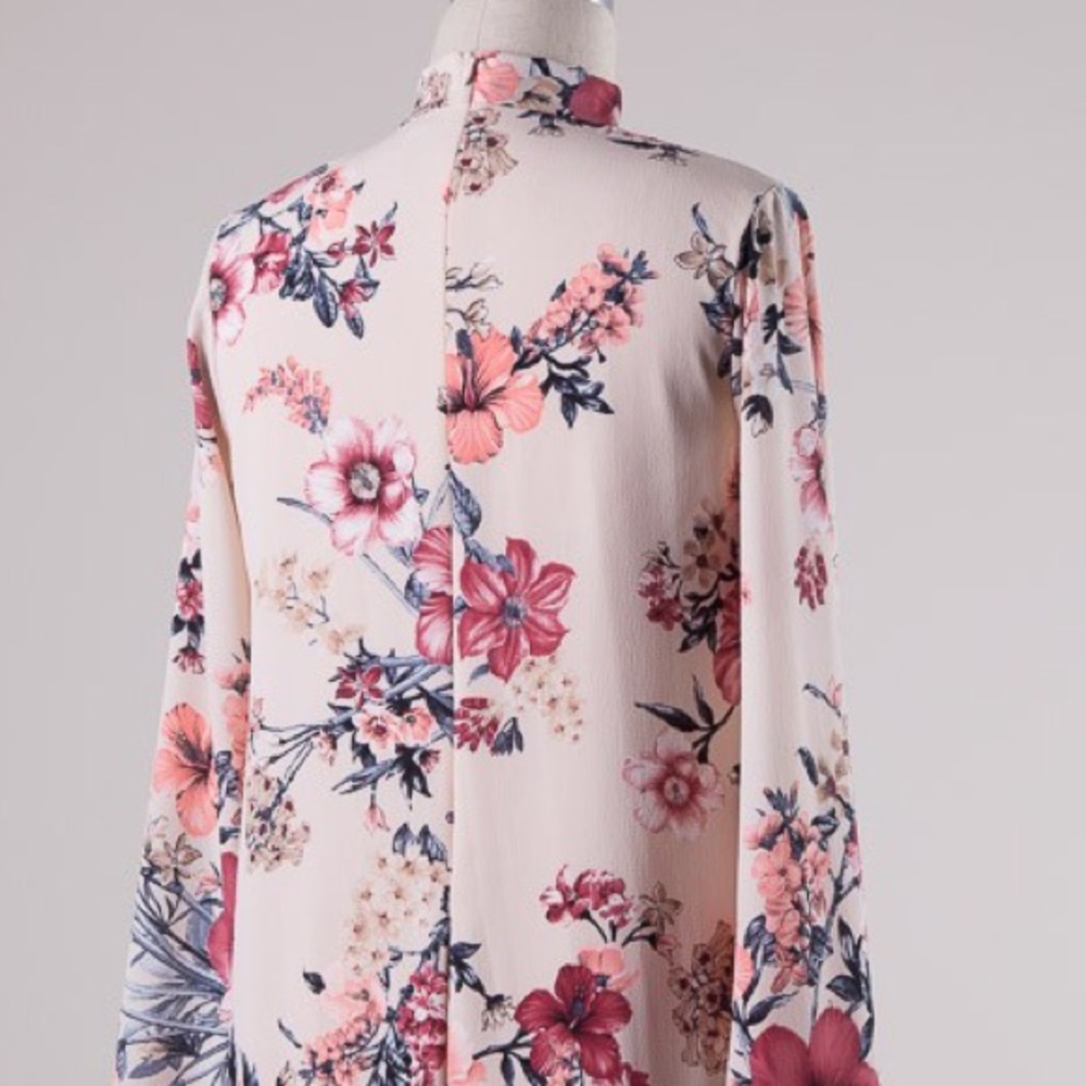 Sale! Pink bell sleeve mock neck mini floral dress - Picture 3 of 5