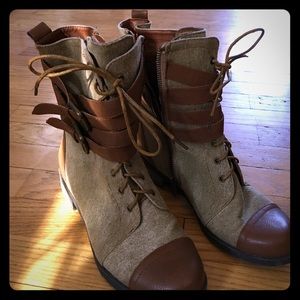 Zip up brown /tan boots.