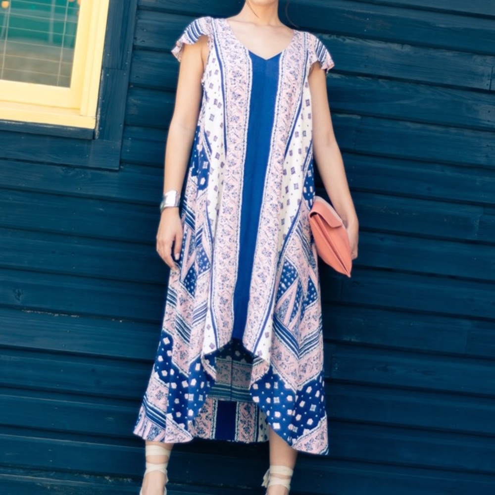 Anthropologie loose fitting flowy dress