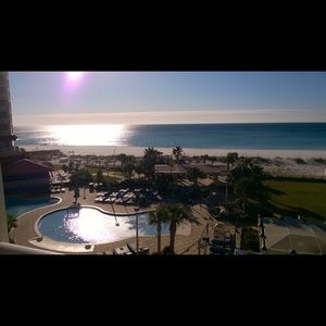 Meet your Posher, Lana