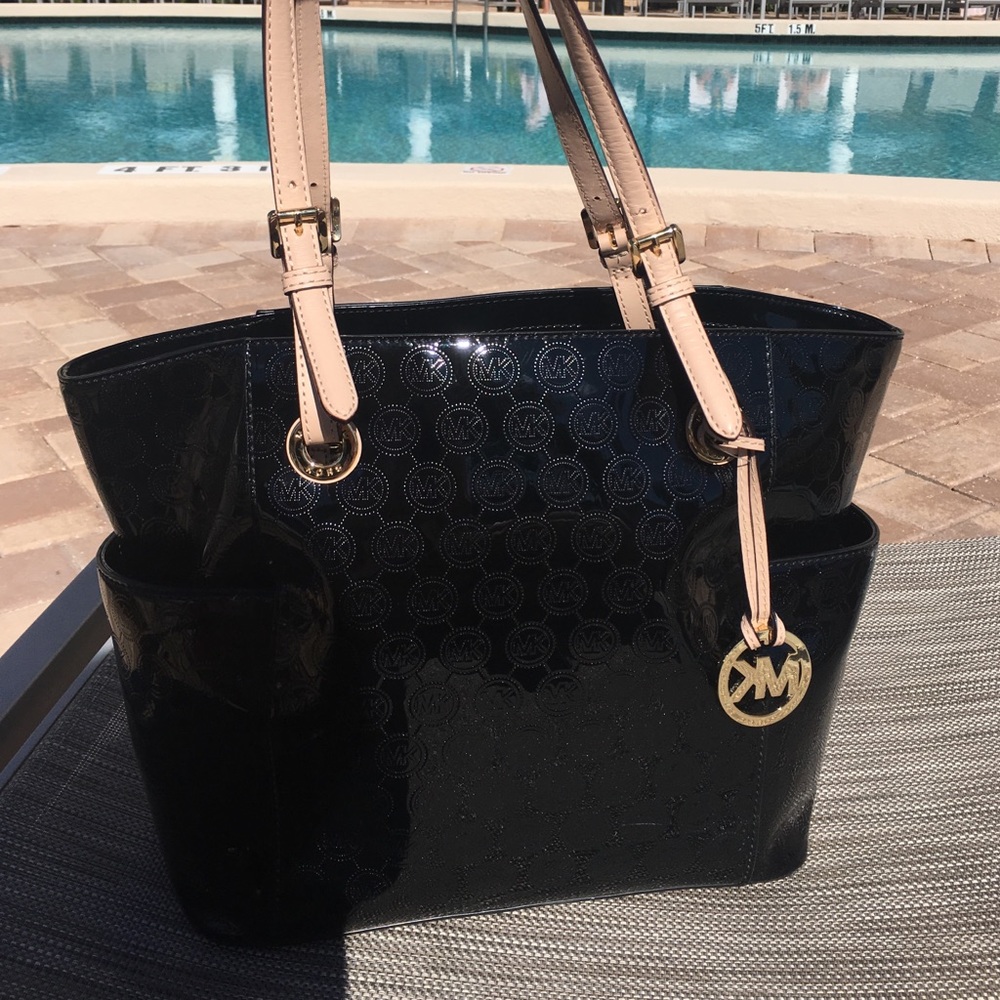 MK purse