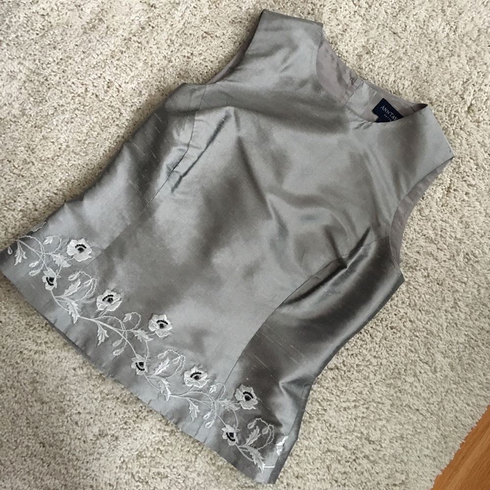 Ann Taylor Fitted Blouse