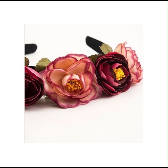 🌺 Rose Floral Festival/Bridal Headband 🌺 - Picture 3 of 3