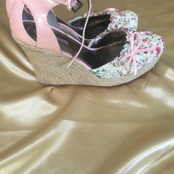 Wedges - Picture 2 of 2