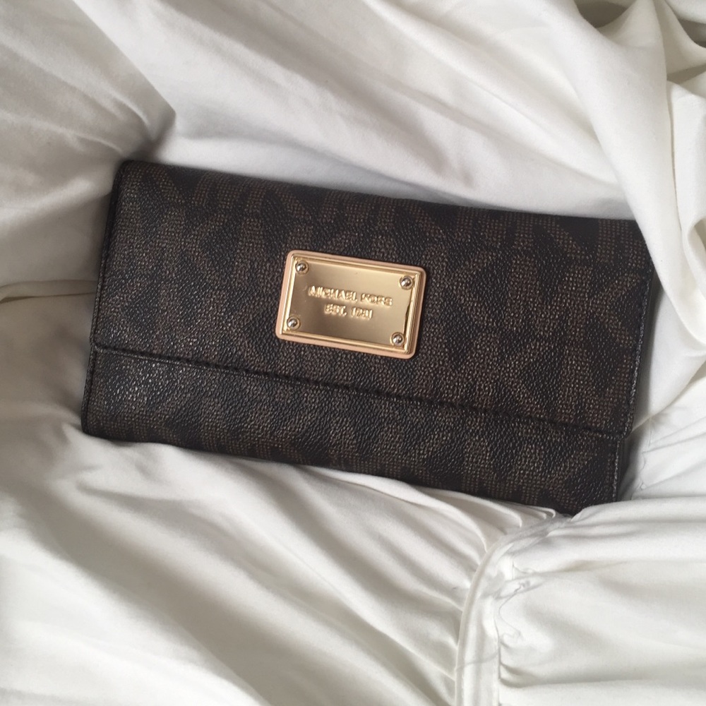 Michael Kors MK Logo Checkbook Wallet