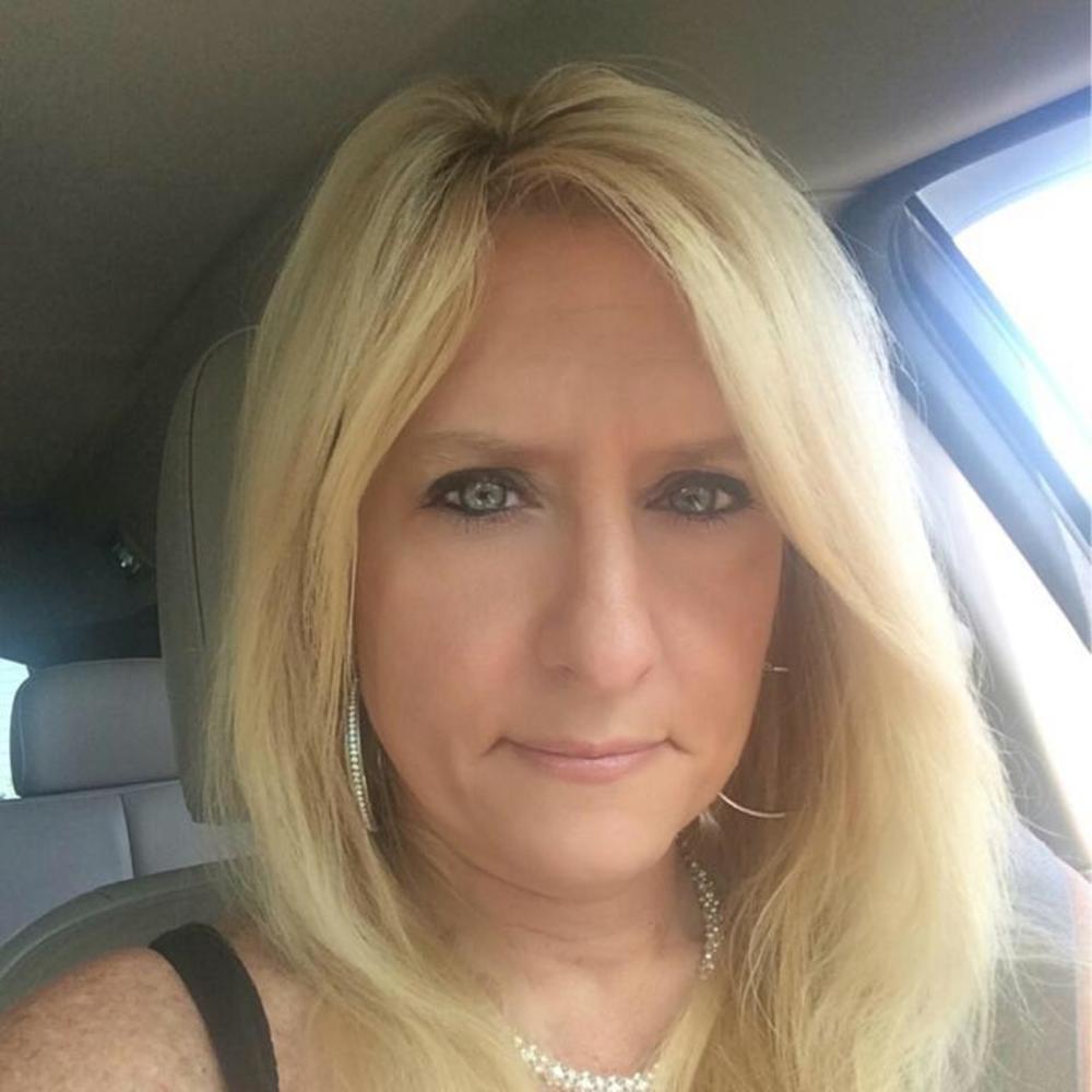 Meet your Posher, Sharon