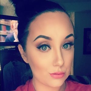 Meet your Posher, Candace