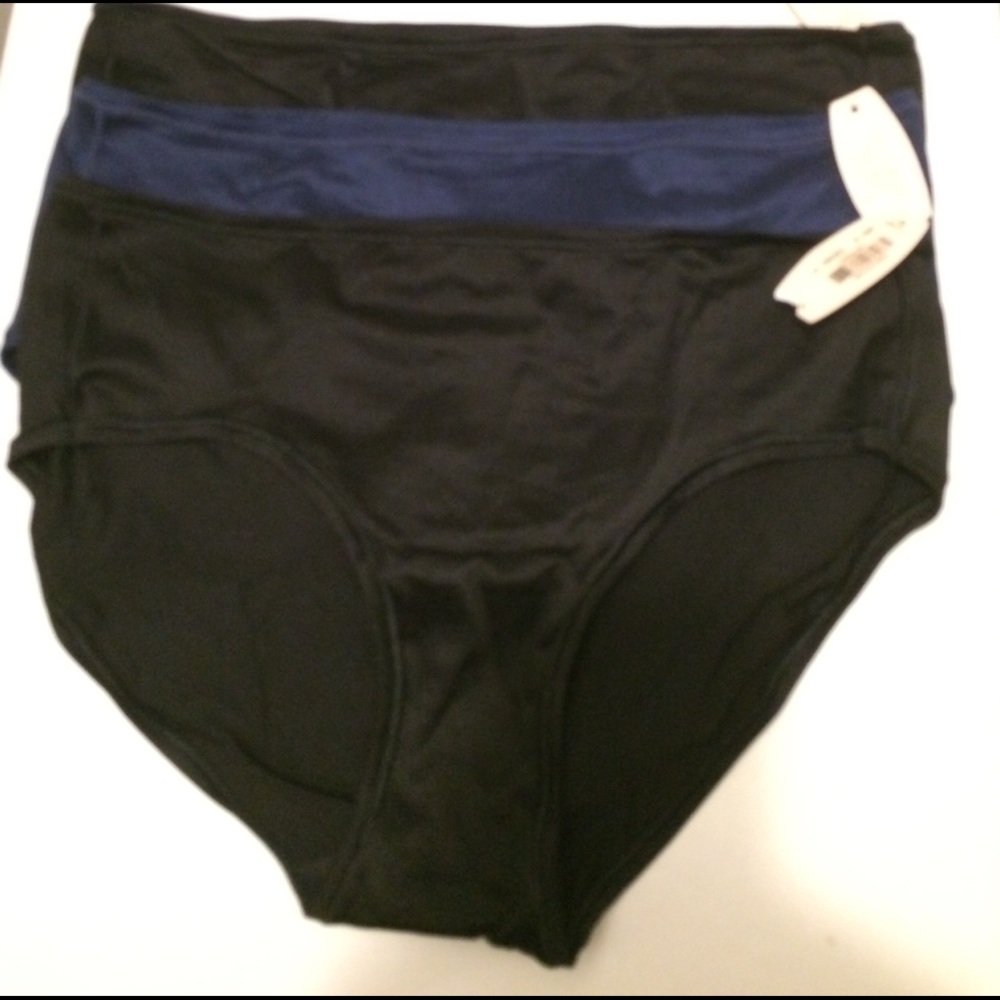 3 pair NWT Victoria's Secret Hiphugger panties