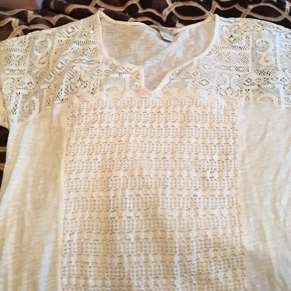 Lucky brand womans embroidered shirt